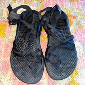 Black Chaco Z X2